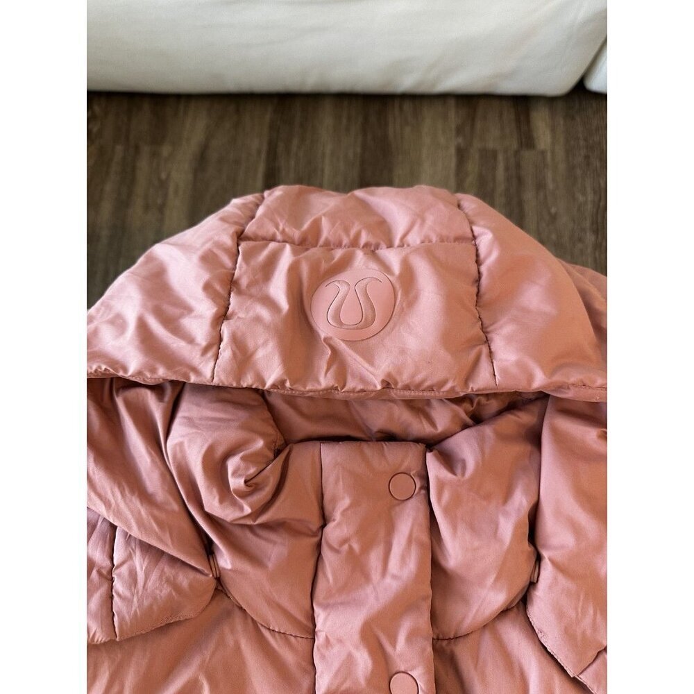 Lululemon Wunder Puff Cropped Jacket in Pink Clay Size 4 - Picture 3 of 14